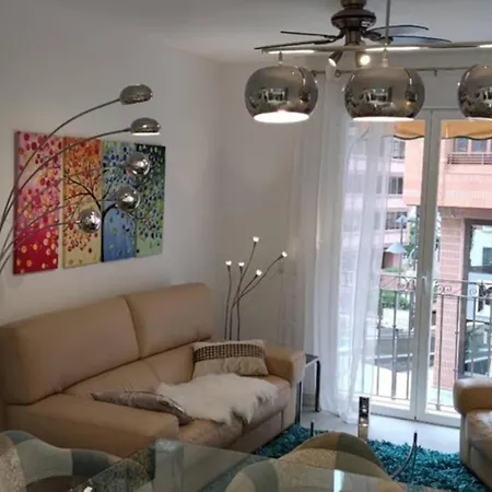 Tus Vacaciones En El Corazon De Alicante! Апартаменты *